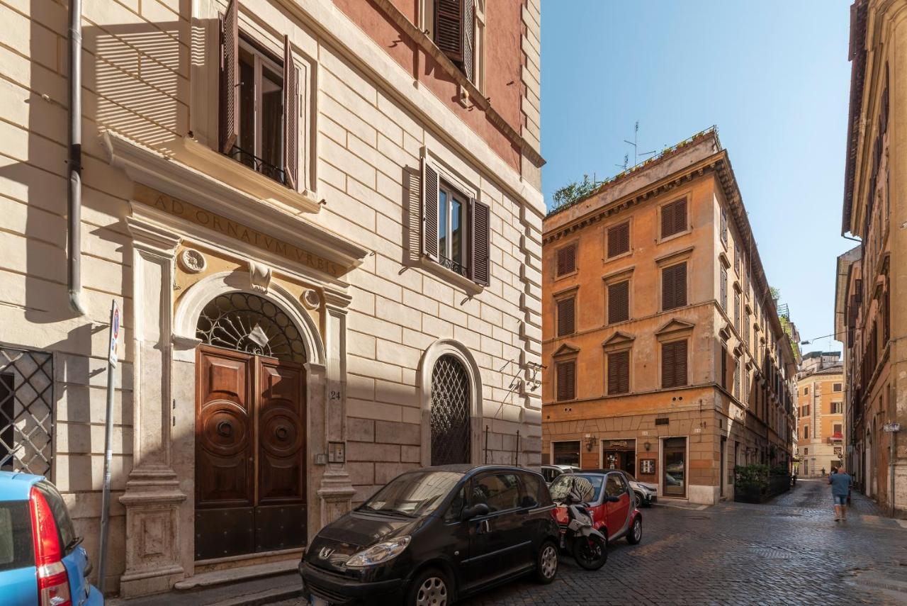 Piazza Del Popolo With View Apartment Rom